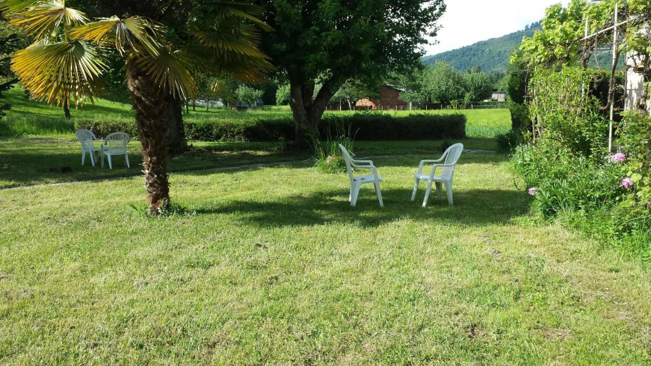Bed and Breakfast Le Curieux De Conques Saint-Cyprien-sur-Dourdou Exterior foto